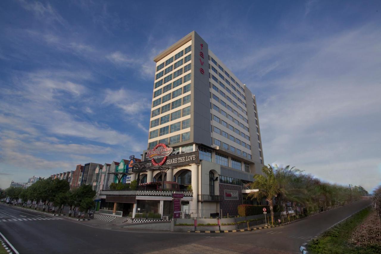 Favehotel Solo Baru Exterior photo